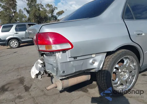 2002 Honda Accord 2.3 Ex/2.3 Se z USA, uszkodzony, nr VIN 1HGCG66862A106900